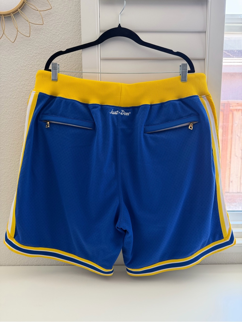 Golden State Warriors Royal Mitchell & Ness x Just Don 1993-94 Shorts - Picture 2 of 6